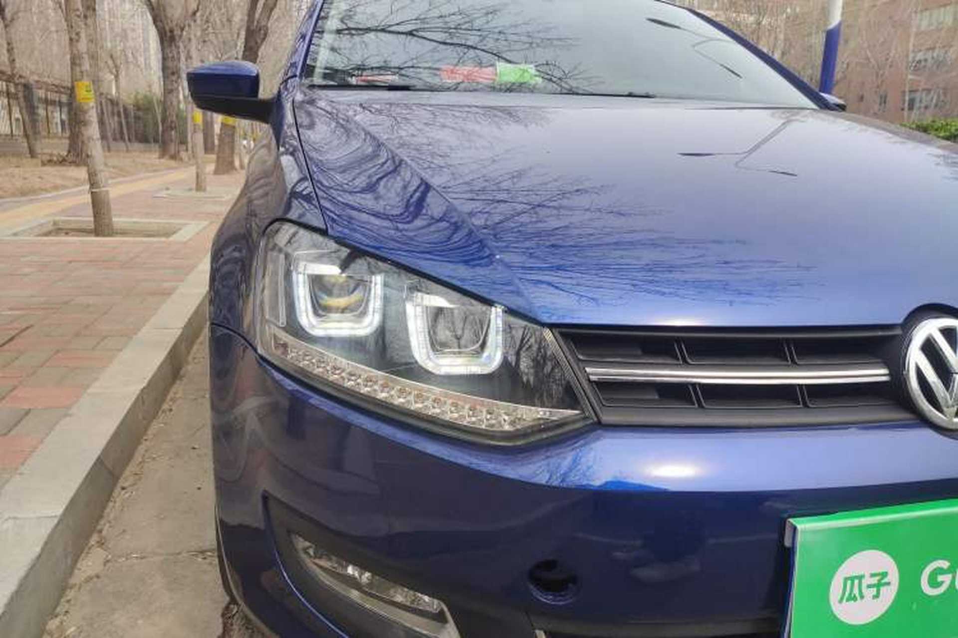 Used Volkswagen Polo 2011 1.4L Automatic ZhiShang Version Right Front Headlight