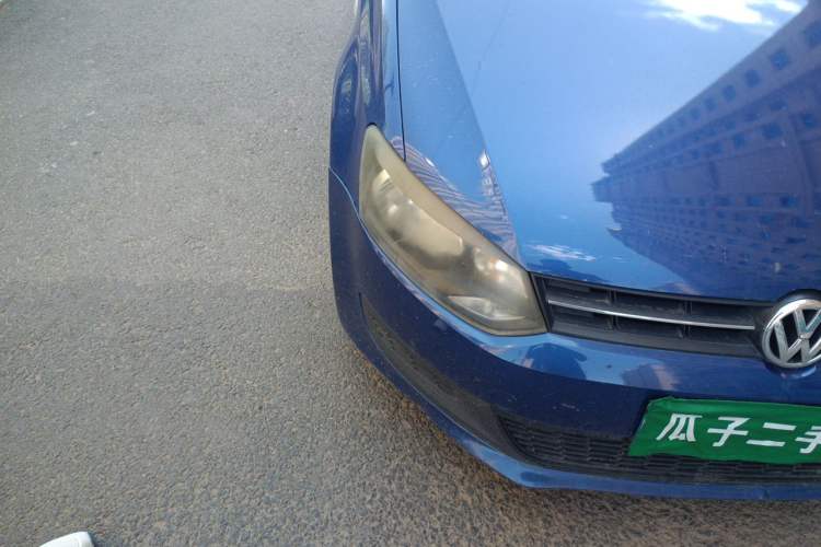 Used Volkswagen Polo 2011 1.4L Manual ZhiLe Edition Right Front Headlight