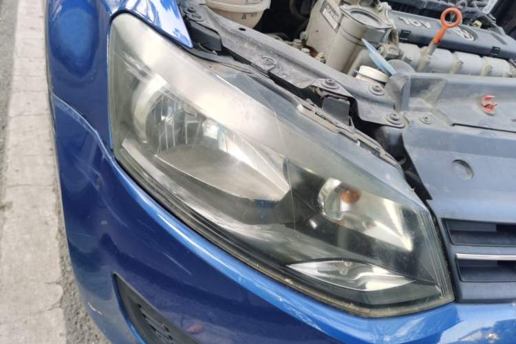 Used Volkswagen Polo 2011 1.4L Manual ZhiLe Edition Right Front Headlight
