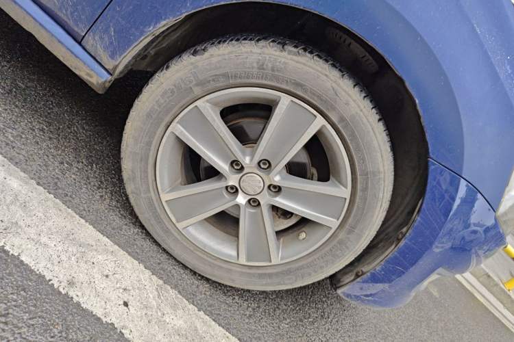 Used Volkswagen Polo 2011 1.4L Manual ZhiLe Edition Right Front Wheel Hub
