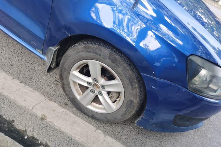 Used Volkswagen Polo 2011 1.4L Manual ZhiLe Edition Right Front Wheel Hub