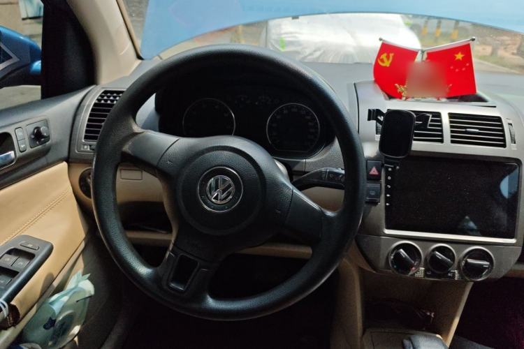 Used Volkswagen Polo 2011 Jingqu 1.6L Automatic Siku Edition Steering Wheel
