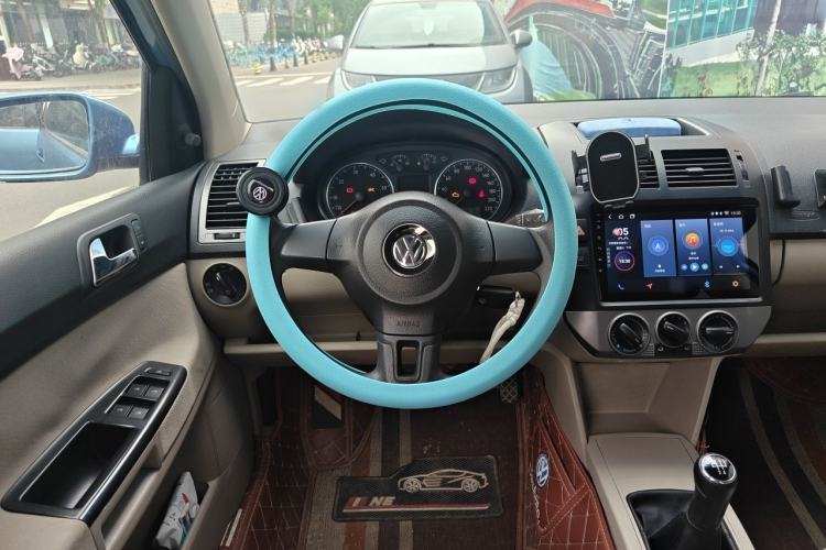 Used Volkswagen Polo 2011 Jingqu 1.4L Manual Shishang Edition Steering Wheel