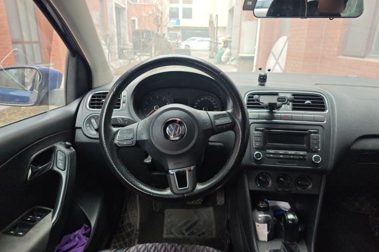 Used Volkswagen Polo 2011 1.6L Automatic ZhiShang Version Steering Wheel