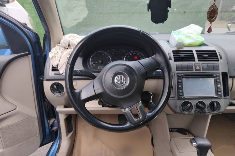 Used Volkswagen Polo 2011 Jingqu 1.6L Automatic Siku Edition Steering Wheel