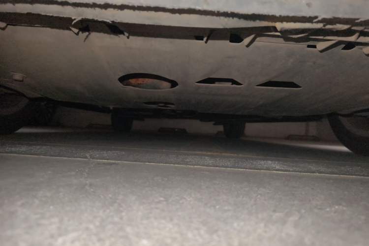 Used Volkswagen Polo 2011 1.6L Manual ZhiShang Edition Chassis Front