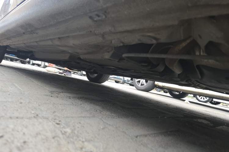 Used Volkswagen Polo 2011 Jingqu 1.4L Manual Shishang Edition Chassis Rear Left