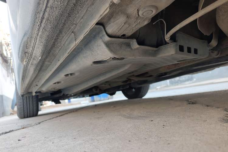 Used Volkswagen Polo 2011 1.6L Manual ZhiShang Edition Chassis Rear Left