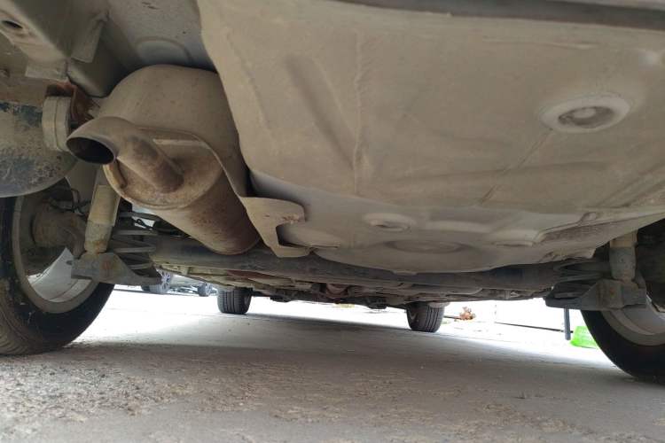 Used Volkswagen Polo 2011 Jingqu 1.4L Manual Shishang Edition Chassis Rear