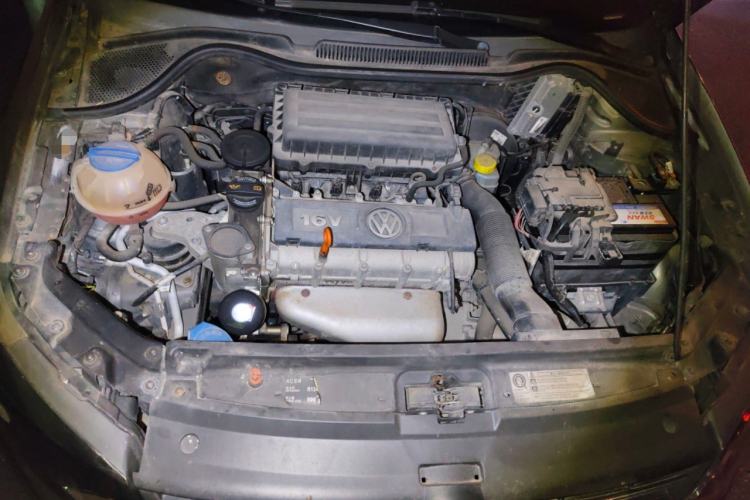 Used Volkswagen Polo 2011 1.4L Manual ZhiShang Edition Engine Bay