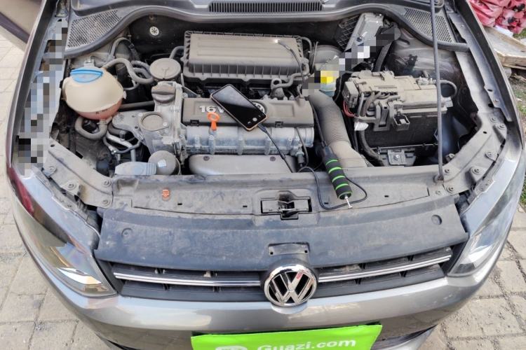 Used Volkswagen Polo 2011 1.6L Manual ZhiShang Edition Engine Bay