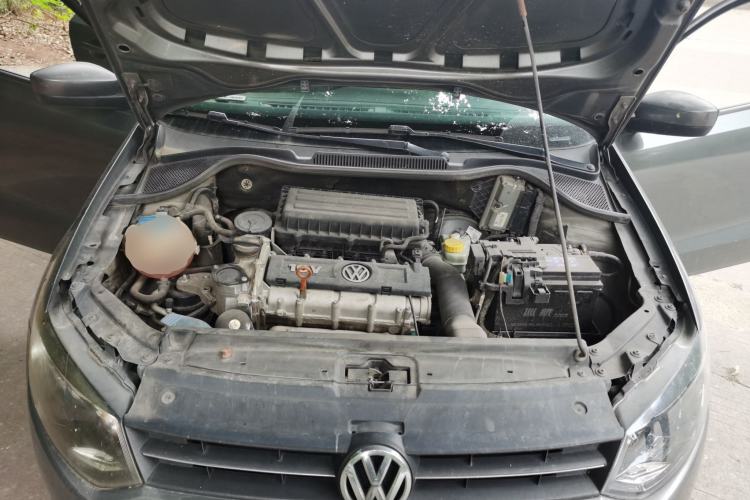 Used Volkswagen Polo 2011 1.4L Manual ZhiLe Edition Engine Bay