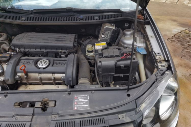 Used Volkswagen Polo 2011 Jingqu 1.4L Manual Shishang Edition Engine Bay Left