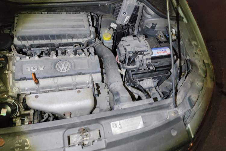 Used Volkswagen Polo 2011 1.4L Manual ZhiShang Edition Engine Bay Left