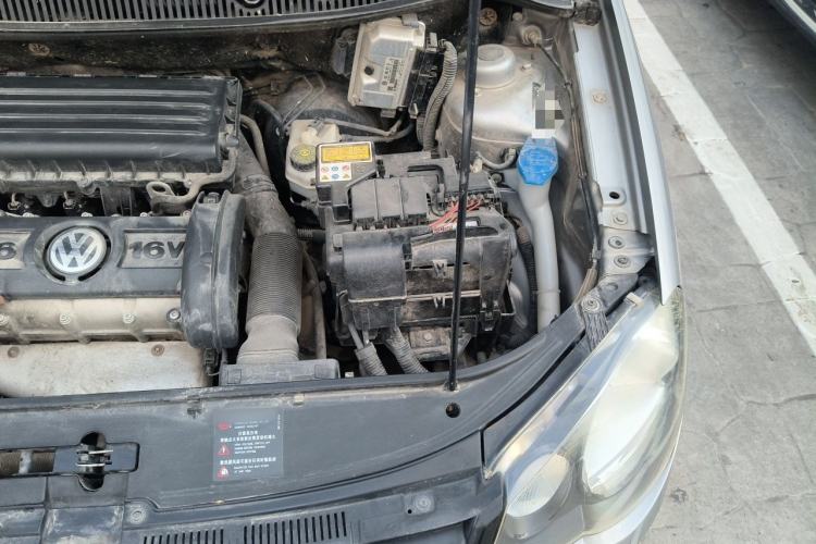 Used Volkswagen Polo 2011 Jingqu 1.6L Manual - Real Cool Edition Engine Bay Left