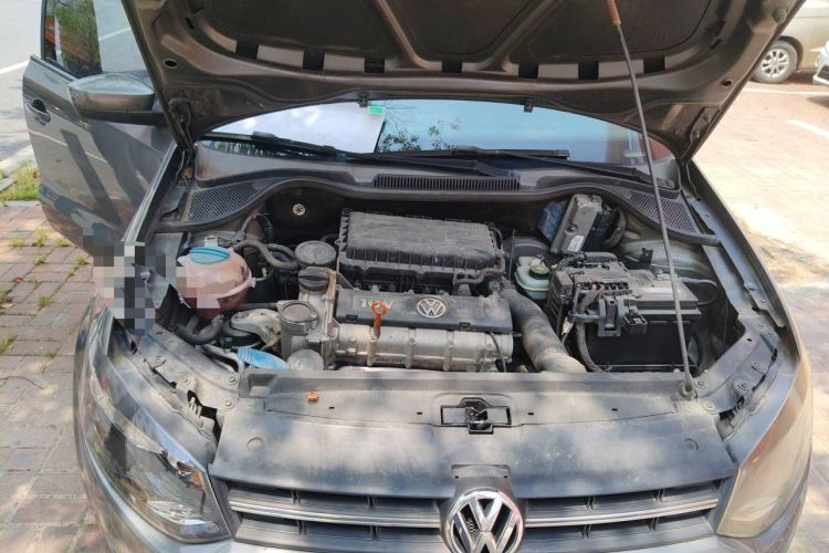Used Volkswagen Polo 2011 1.4L Automatic ZhiShang Version Engine Bay