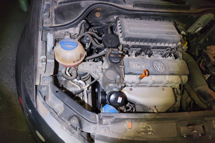 Used Volkswagen Polo 2011 1.4L Manual ZhiShang Edition Engine Bay Right