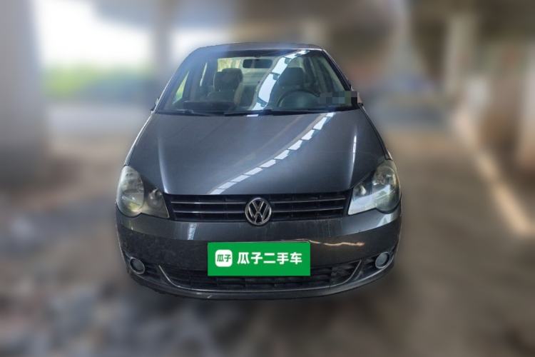 Used Volkswagen Polo 2011 Jingqu 1.6L Manual - Real Cool Edition Front