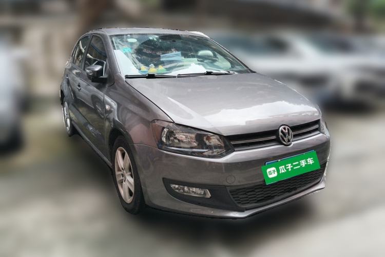 Used Volkswagen Polo 2011 1.6L Automatic ZhiShang Version Front Right 45 Deg