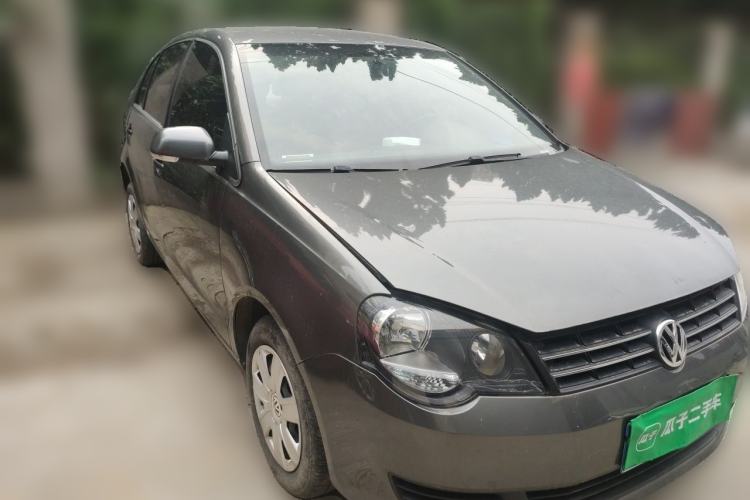 Used Volkswagen Polo 2011 Jingqu 1.4L Manual Sile Edition Front Right 45 Deg