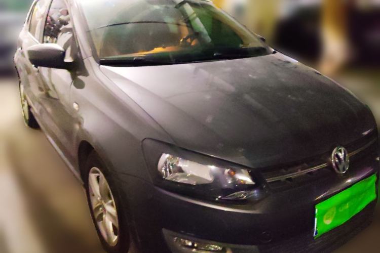 Used Volkswagen Polo 2011 1.4L Automatic ZhiShang Version Front Right 45 Deg