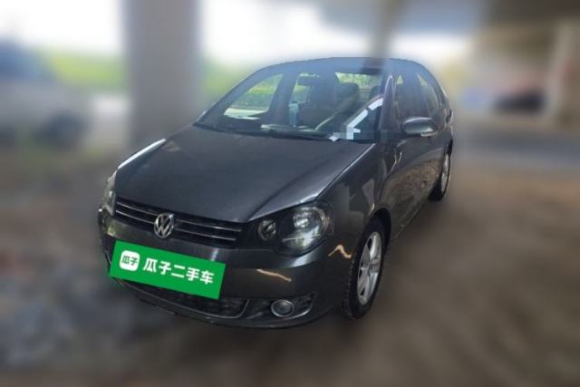 Used Volkswagen Polo 2011 Jingqu 1.6L Manual - Real Cool Edition