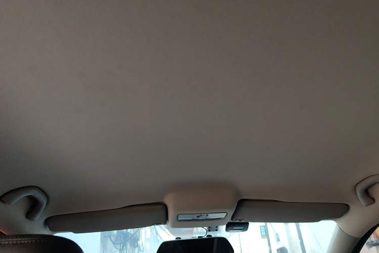 Used Volkswagen Polo 2011 1.6L Manual ZhiShang Edition Headliner
