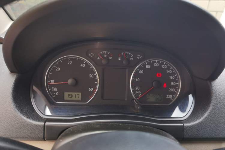 Used Volkswagen Polo 2011 Jingqu 1.4L Manual Shishang Edition Instrument Cluster