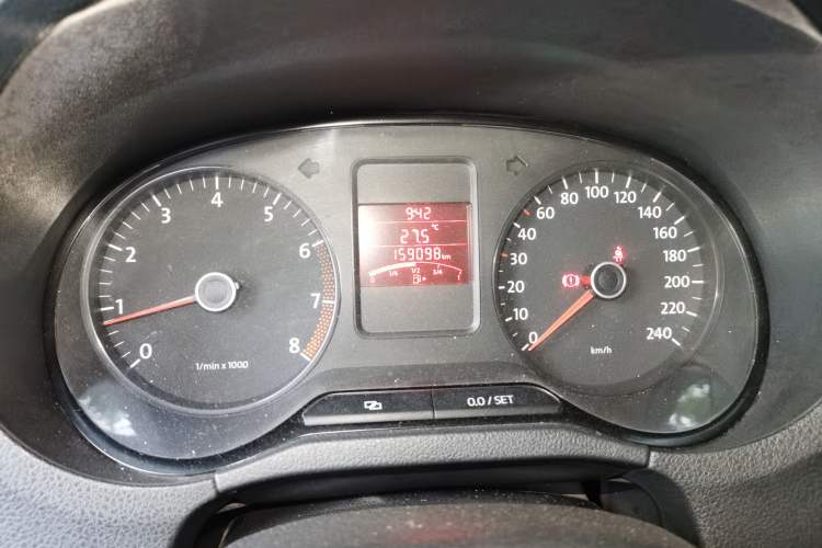 Used Volkswagen Polo 2011 1.4L Manual ZhiLe Edition Instrument Cluster