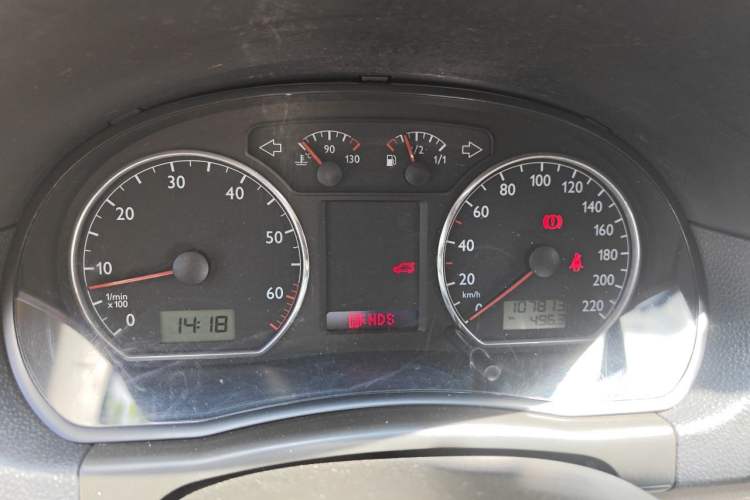 Used Volkswagen Polo 2011 Jingqu 1.4L Automatic Shishang Edition Instrument Cluster