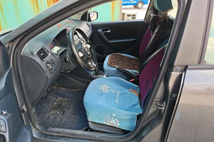 Used Volkswagen Polo 2011 1.4L Automatic ZhiCool Edition Left Front Seat