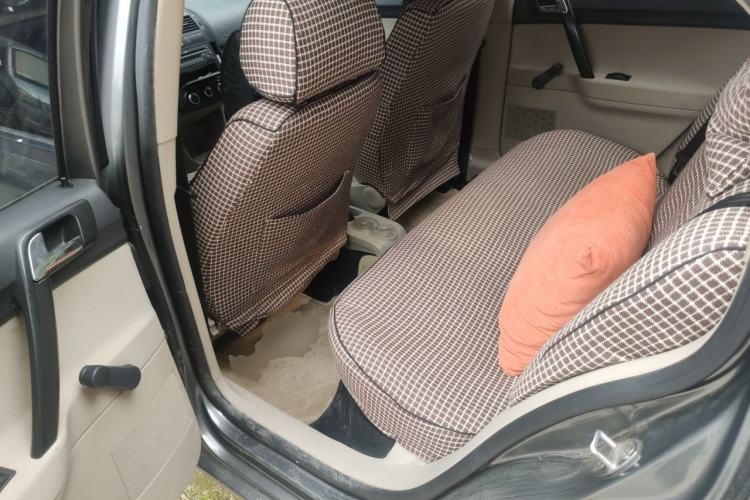 Used Volkswagen Polo 2011 Jingqu 1.4L Manual Sile Edition Left Rear Seat
