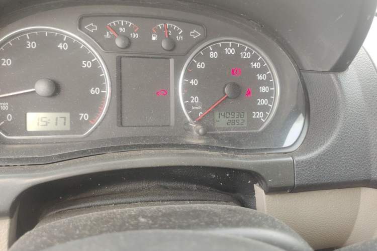 Used Volkswagen Polo 2011 Jingqu 1.6L Manual - Real Cool Edition Odometer Close Up