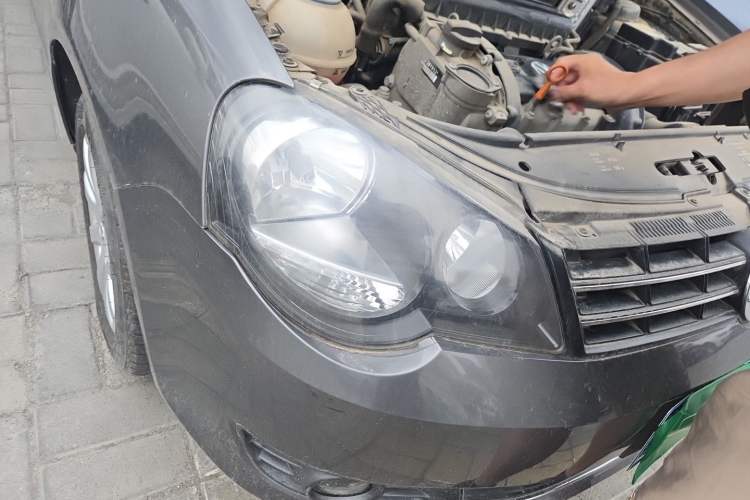 Used Volkswagen Polo 2011 Jingqu 1.4L Manual Shishang Edition Right Front Headlight