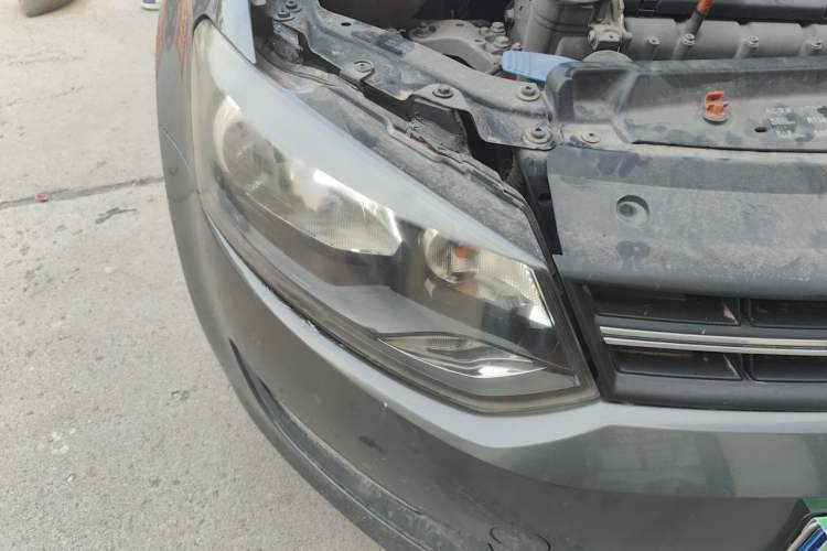 Used Volkswagen Polo 2011 1.6L Automatic ZhiKu Edition Right Front Headlight