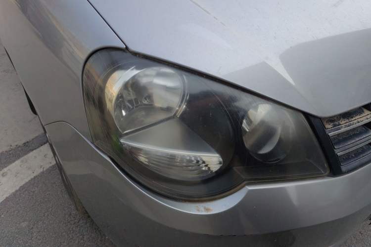 Used Volkswagen Polo 2011 Jingqu 1.4L Manual Shishang Edition Right Front Headlight