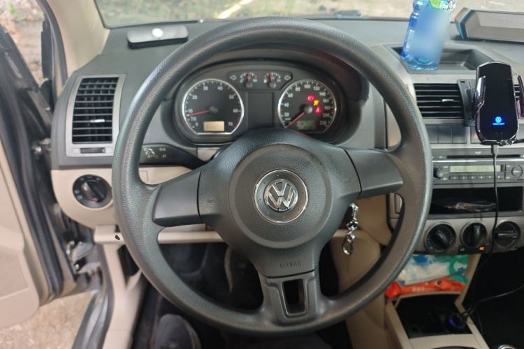 Used Volkswagen Polo 2011 Jingqu 1.6L Manual - Real Cool Edition Steering Wheel