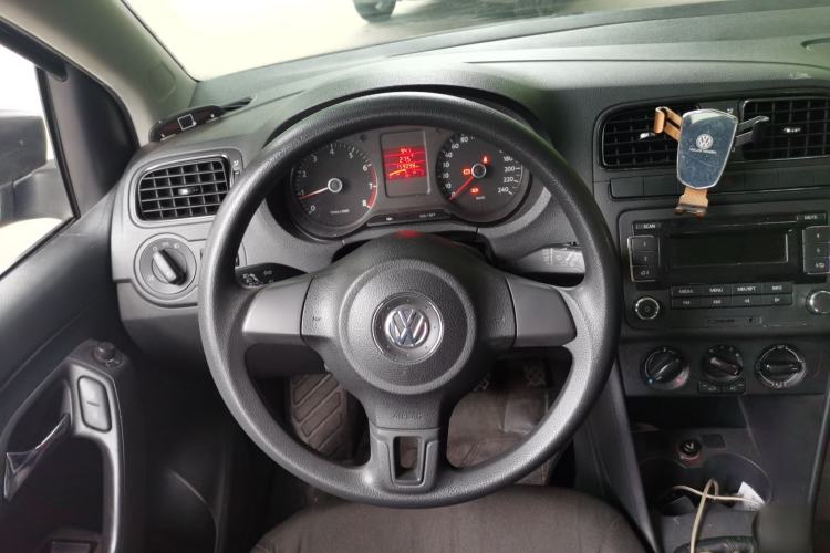 Used Volkswagen Polo 2011 1.4L Manual ZhiLe Edition Steering Wheel