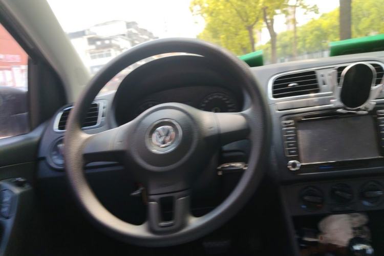 Used Volkswagen Polo 2011 1.4L Automatic ZhiShang Version Steering Wheel