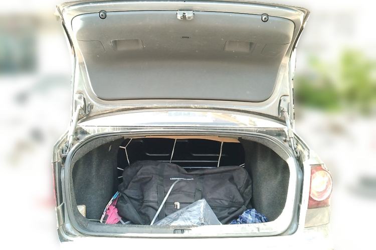 Used Volkswagen Polo 2011 Jingqu 1.6L Manual - Real Cool Edition Trunk