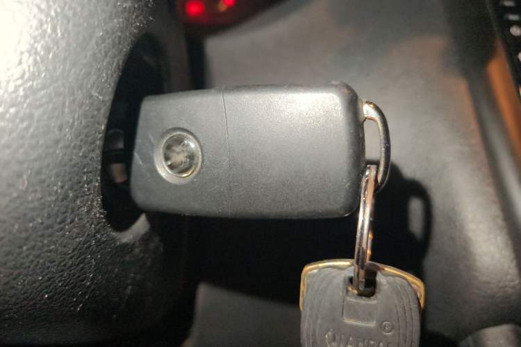 Used Volkswagen Polo 2011 1.6L Manual ZhiShang Edition Vehicle Key