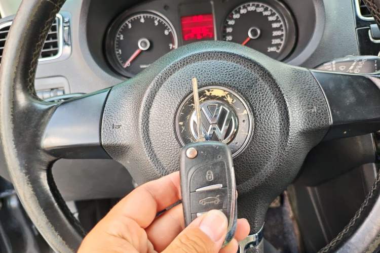 Used Volkswagen Polo 2011 1.4L Automatic ZhiCool Edition Vehicle Key