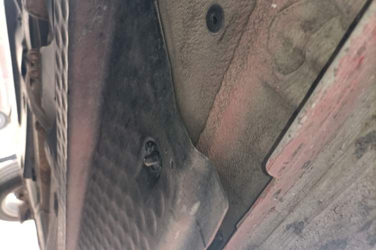 Used Volkswagen Polo 2011 1.6L Automatic ZhiShang Version Chassis Front Left
