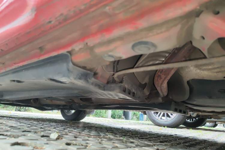 Used Volkswagen Polo 2011 1.6L Manual ZhiShang Edition Chassis Rear Left