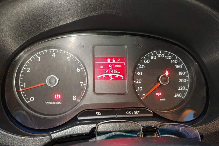 Used Volkswagen Polo 2011 1.6L Automatic ZhiKu Edition Instrument Cluster