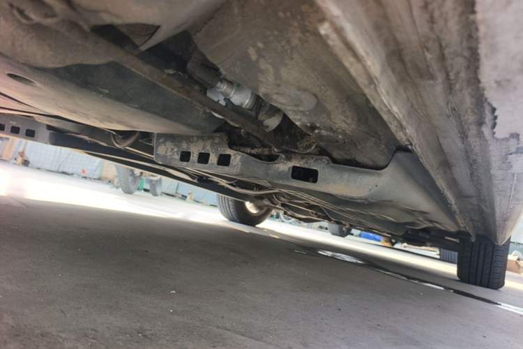 Used Volkswagen Polo 2011 1.6L Automatic ZhiShang Version Chassis Rear Right