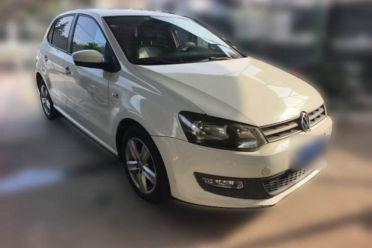 Used Volkswagen Polo 2011 1.6L Automatic ZhiShang Version Front Right 45 Deg
