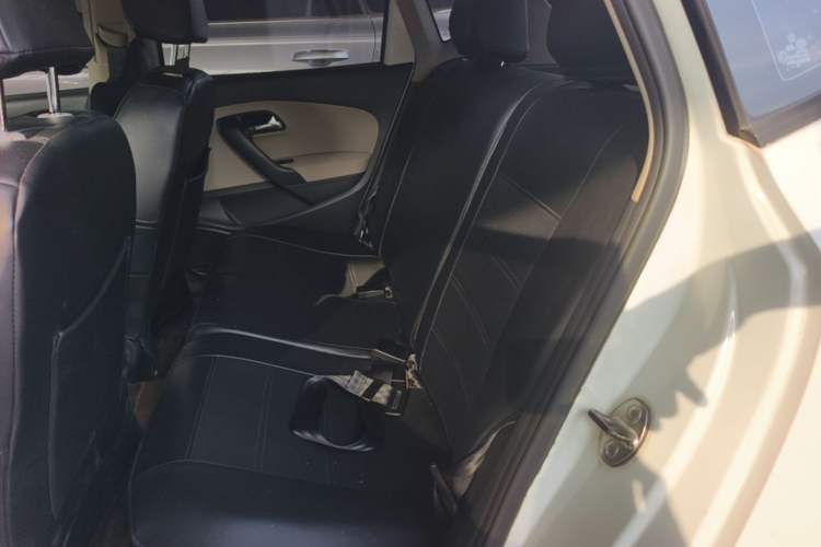 Used Volkswagen Polo 2011 1.6L Automatic ZhiShang Version Left Rear Seat