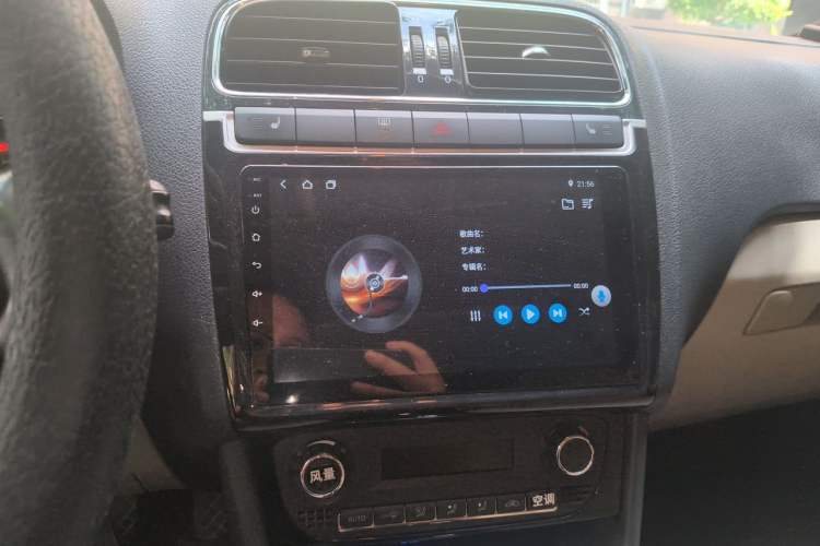Used Volkswagen Polo 2011 1.4L Automatic ZhiShang Version Audio And AC Panel
