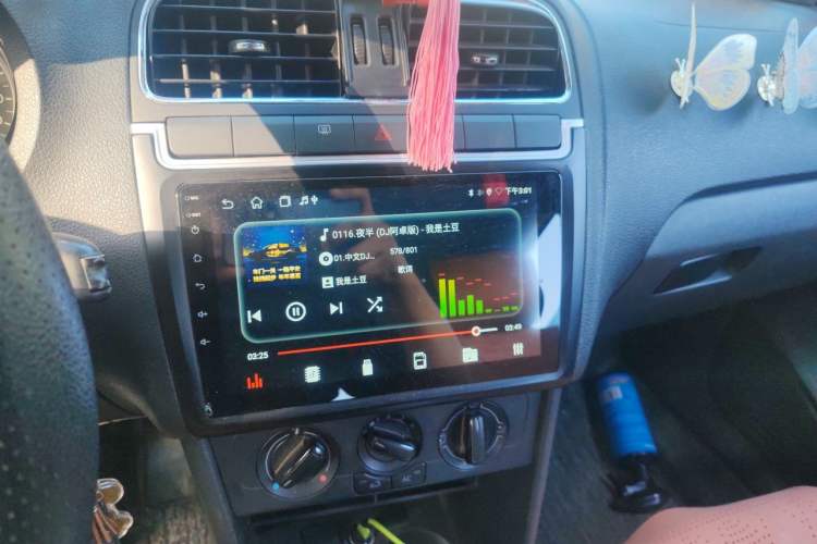 Used Volkswagen Polo 2011 1.4L Automatic ZhiShang Version Audio And AC Panel